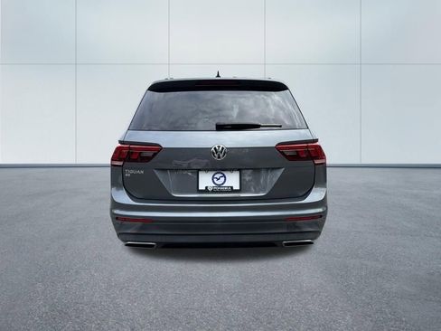 Used 2019 Volkswagen Tiguan SE w/ Panoramic Sunroof Package FWD image 6