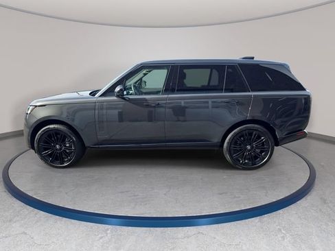 Used 2025 Land Rover Range Rover Long Wheelbase SE AWD/4WD image 9