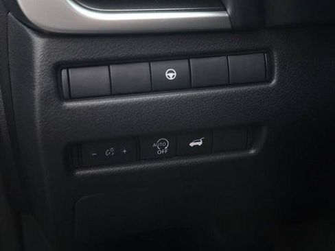 New 2026 Nissan Rogue SV w/ Cold Weather Package AWD/4WD image 12
