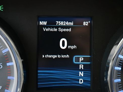 Used 2014 Chrysler 300 S RWD image 28