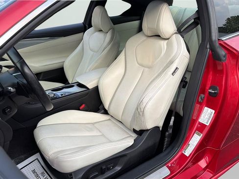 Used 2017 INFINITI Q60 Red Sport 400 RWD image 12