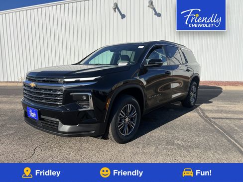 New 2026 Chevrolet Traverse LT image 1