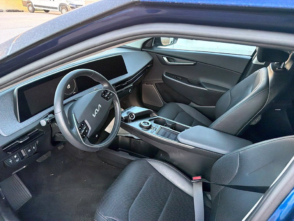 Used 2023 Kia EV6 Wind w/ Wind Technology Package AWD/4WD image 8