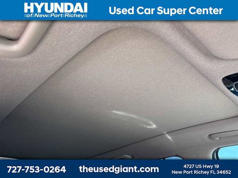 Used 2023 Hyundai Santa Fe Limited image 8