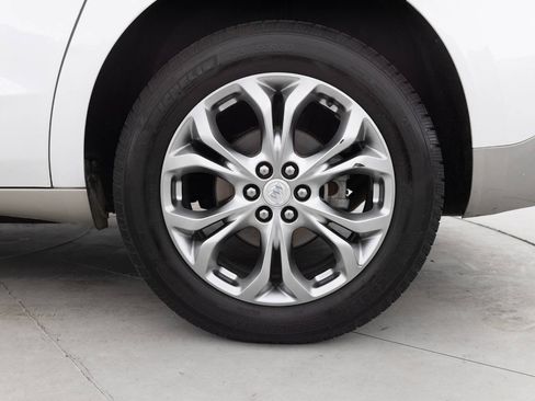 Used 2019 Buick Enclave Avenir w/ Avenir Technology Package AWD/4WD image 20
