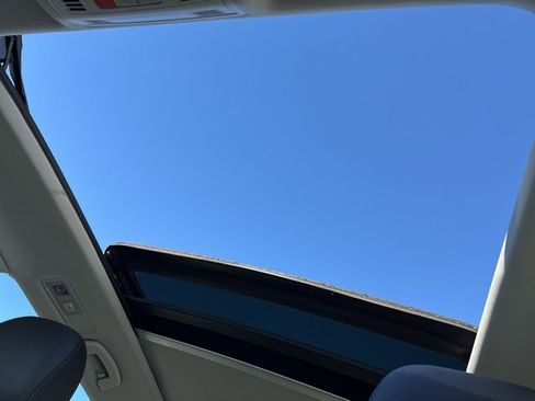 Used 2017 Volkswagen Golf Alltrack SE image 11