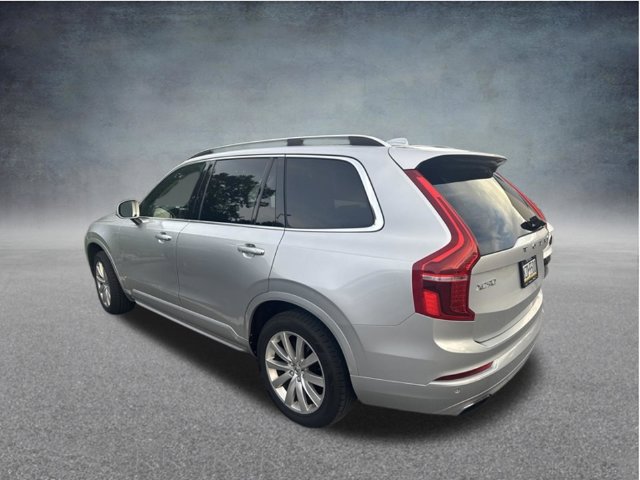 Used 2018 Volvo XC90 T6 Momentum w/ Momentum Plus Package AWD/4WD image 2
