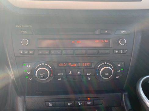 Used 2015 BMW X1 xDrive28i image 16