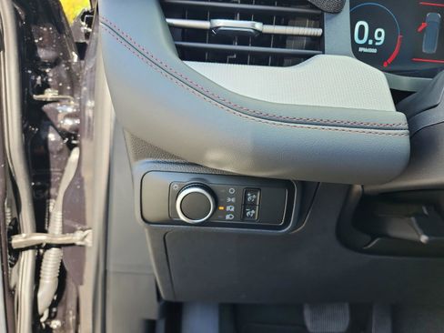 New 2026 Ford Explorer Active image 12