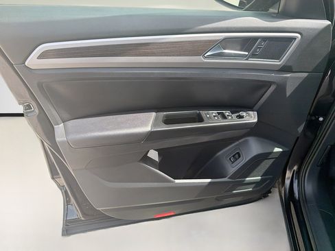 Used 2019 Volkswagen Atlas SE AWD/4WD image 17