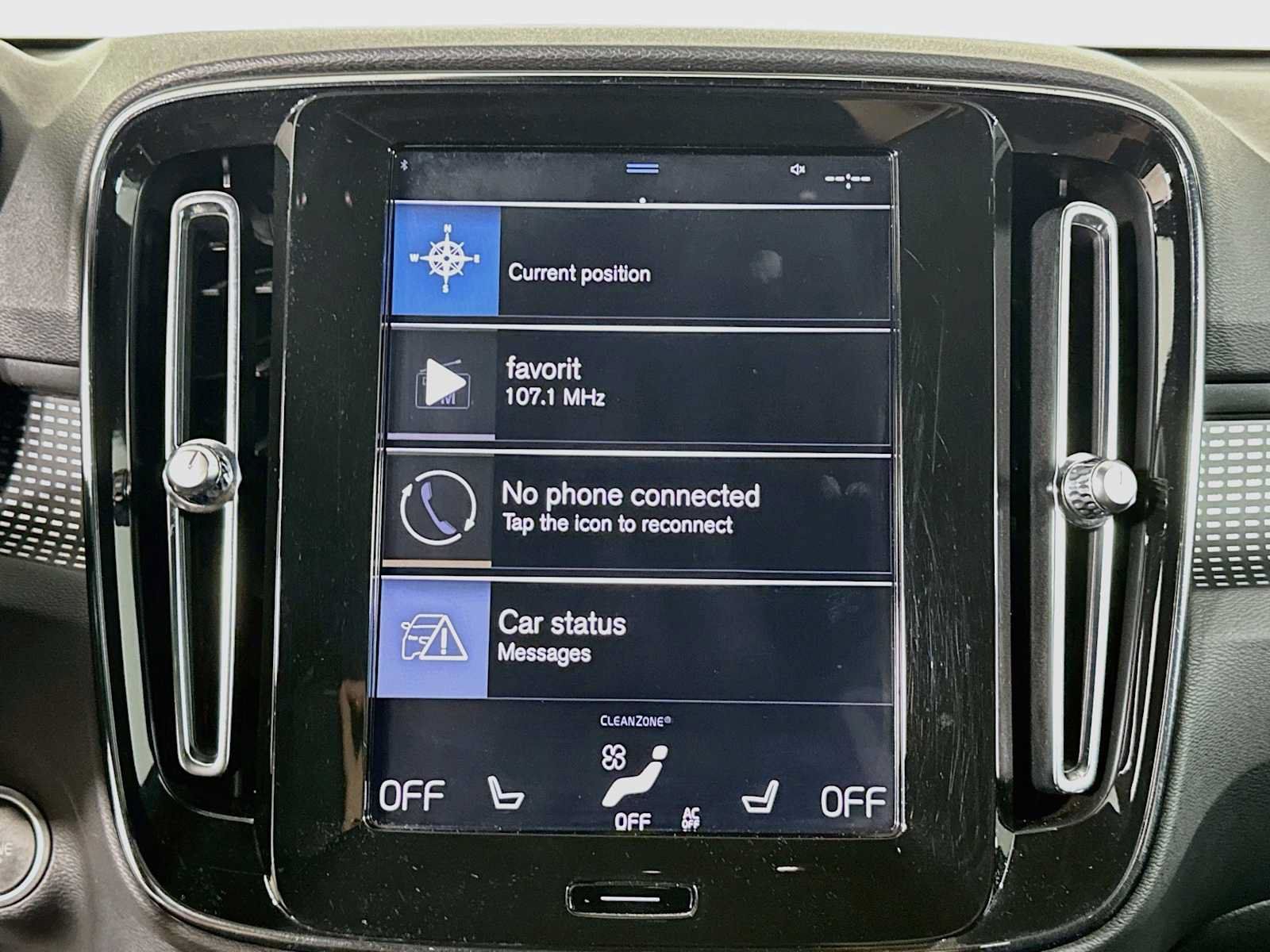 Used 2020 Volvo XC40 T5 R-Design w/ Protection Package Premier AWD/4WD image 13