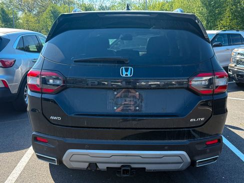 Used 2023 Honda Pilot Elite image 5