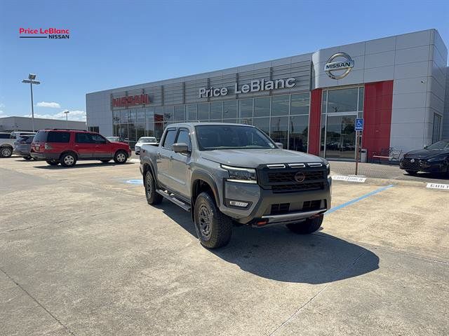 Used 2026 Nissan Frontier PRO-4X w/ Pro-4x Convenience Package AWD/4WD image 1