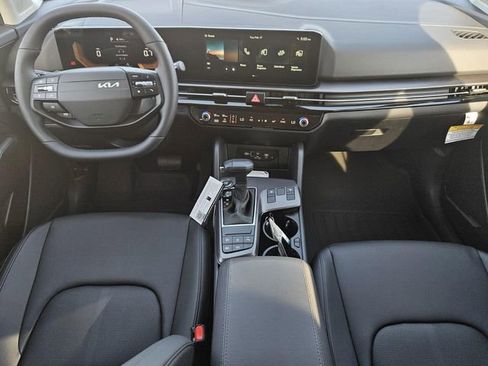 New 2026 Kia Sportage EX image 15