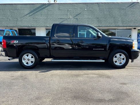 Used 2013 Chevrolet Silverado 1500 LTZ w/ LTZ Plus Package AWD/4WD image 3