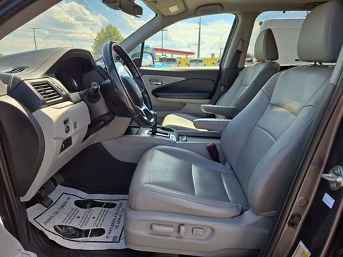 Used 2019 Honda Pilot EX-L image 3
