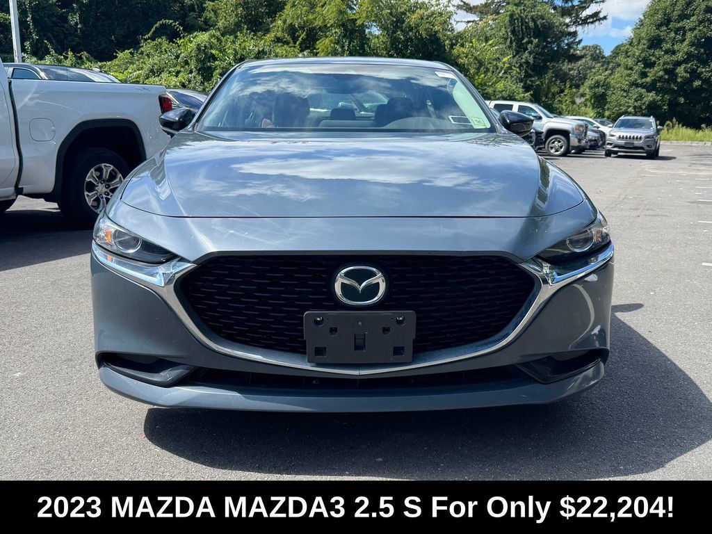 Used 2023 MAZDA MAZDA3 s FWD image 2