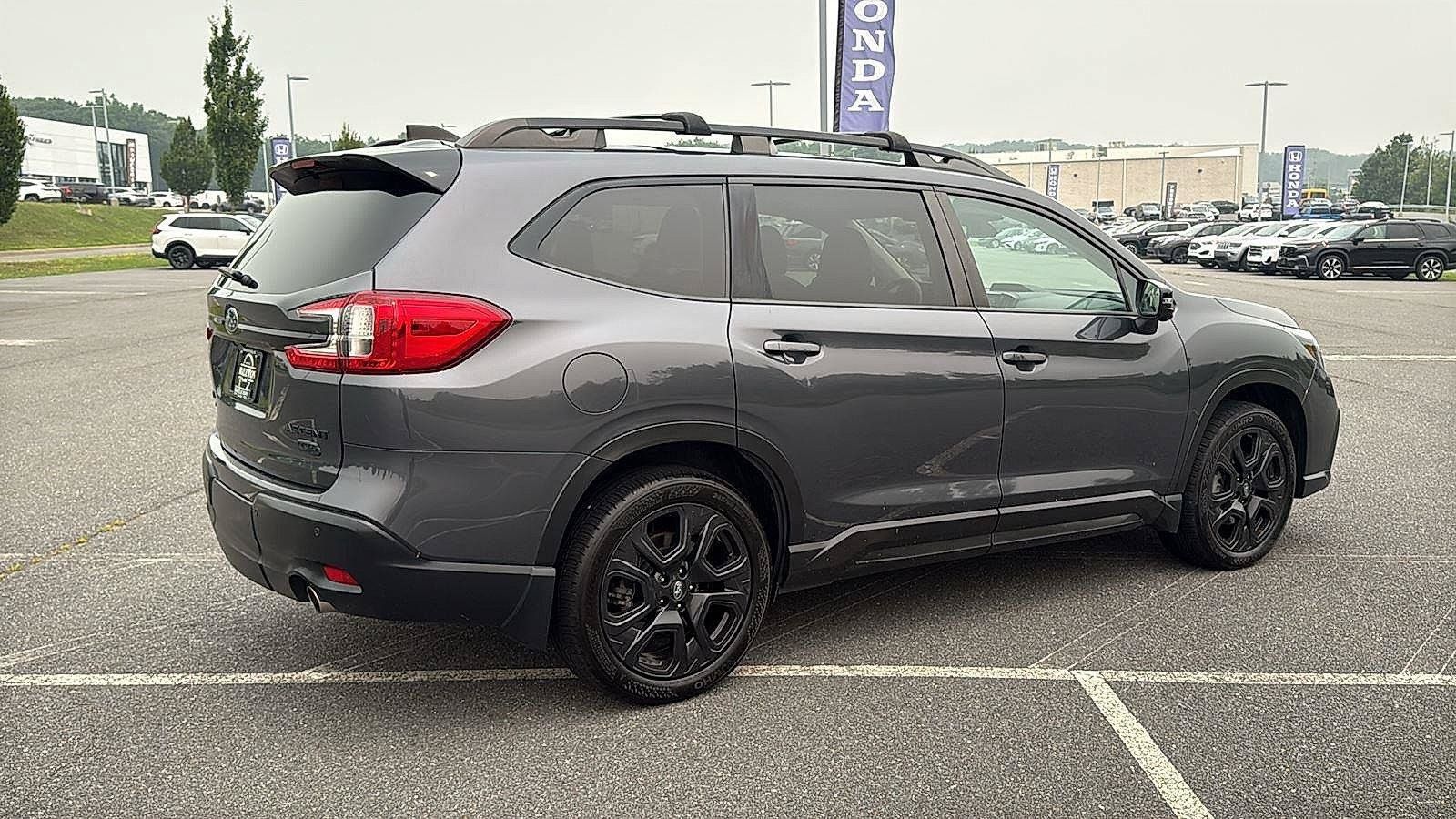 Used 2023 Subaru Ascent Onyx Edition Limited AWD/4WD image 4