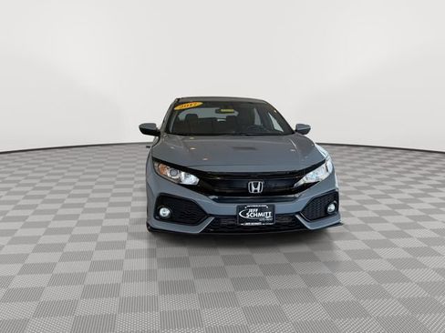 Used 2017 Honda Civic Sport image 3