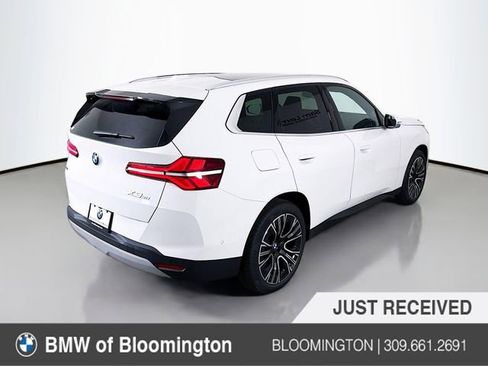 Used 2026 BMW X3 xDrive30 w/ Premium Package image 7