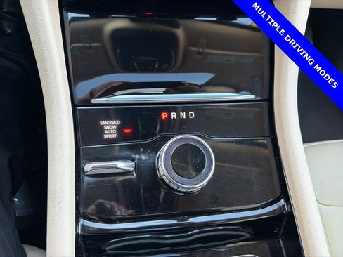 Certified 2022 Jeep Grand Cherokee Limited image 17