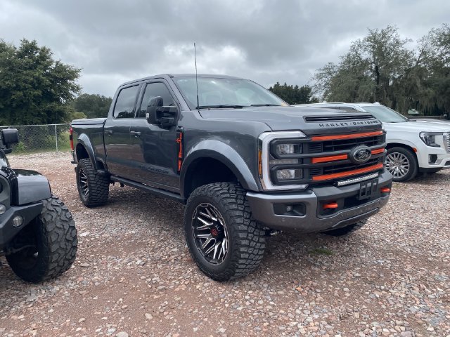 Used 2024 Ford F250 Lariat w/ Lariat Ultimate Package AWD/4WD image 3