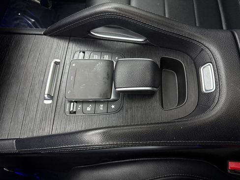 Used 2022 Mercedes-Benz GLE 350 w/ Premium Package image 31