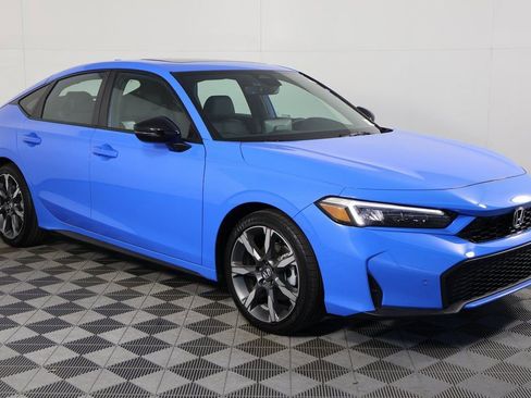 Used 2026 Honda Civic Sport Touring image 3