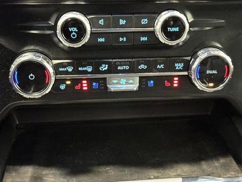 Used 2023 Ford F250 Lariat w/ Lariat Ultimate Package image 21