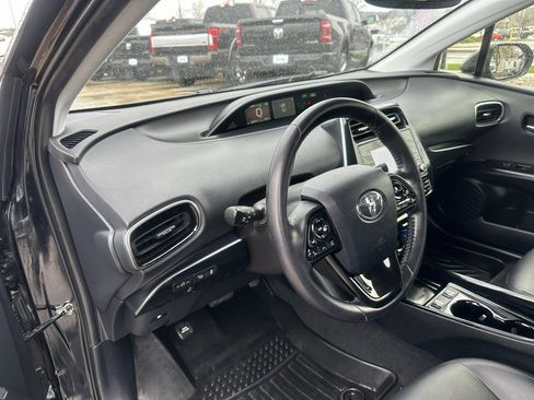 Used 2022 Toyota Prius LE image 49