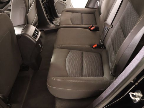 Used 2024 GMC Terrain SLE w/ Driver Convenience Package FWD image 12
