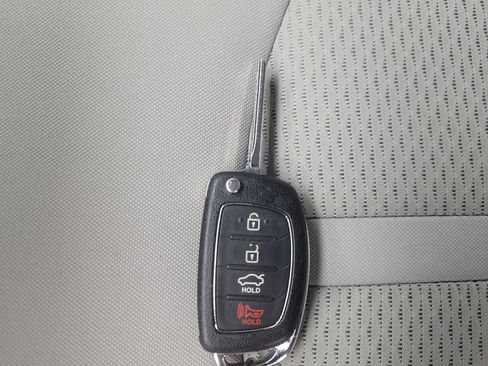 Used 2016 Hyundai Sonata SE FWD image 32