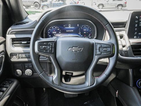 Used 2024 Chevrolet Suburban RST RWD image 18