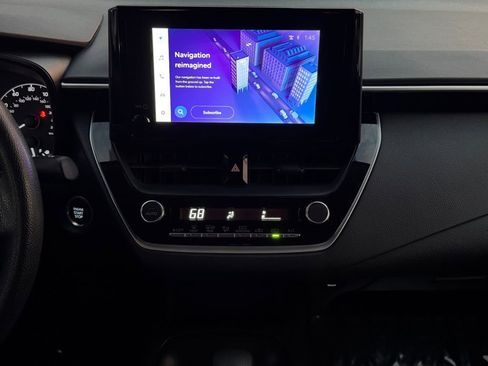 Used 2023 Toyota Corolla LE image 21