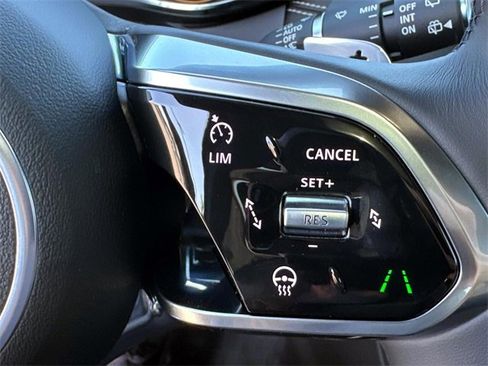 New 2025 Jaguar F-PACE R-Dynamic S image 24