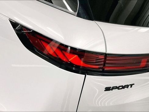 Certified 2023 Land Rover Range Rover Sport SE image 29