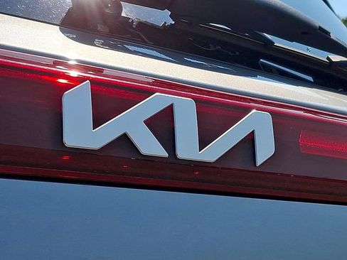 Used 2024 Kia Seltos EX AWD/4WD image 31