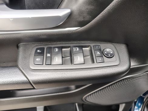 Certified 2023 RAM 1500 Big Horn AWD/4WD image 18
