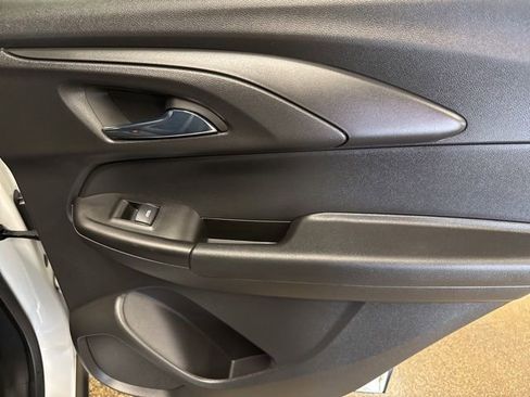 Used 2023 Chevrolet TrailBlazer LT image 23