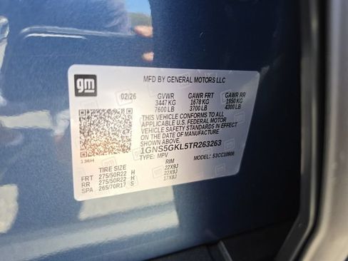 New 2026 Chevrolet Suburban High Country RWD image 40