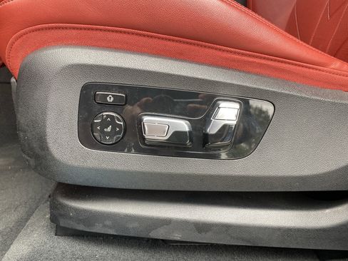 Used 2023 BMW XM image 19