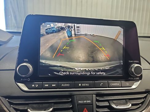 Certified 2025 Nissan Altima 2.5 SV FWD image 23