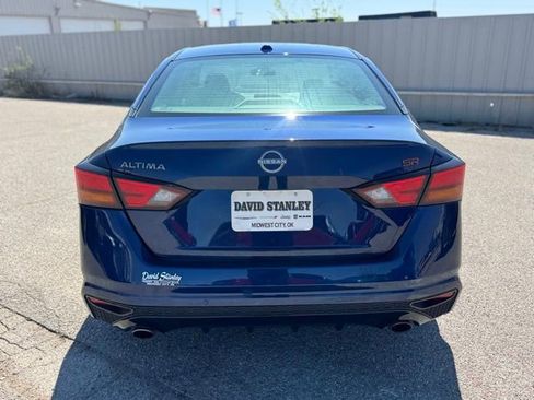 Used 2024 Nissan Altima 2.5 SR image 6