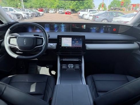 Certified 2025 Lincoln Nautilus Premier AWD/4WD image 26
