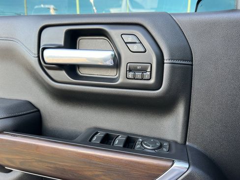 Used 2021 GMC Sierra 1500 SLT w/ Driver Alert Package II image 20