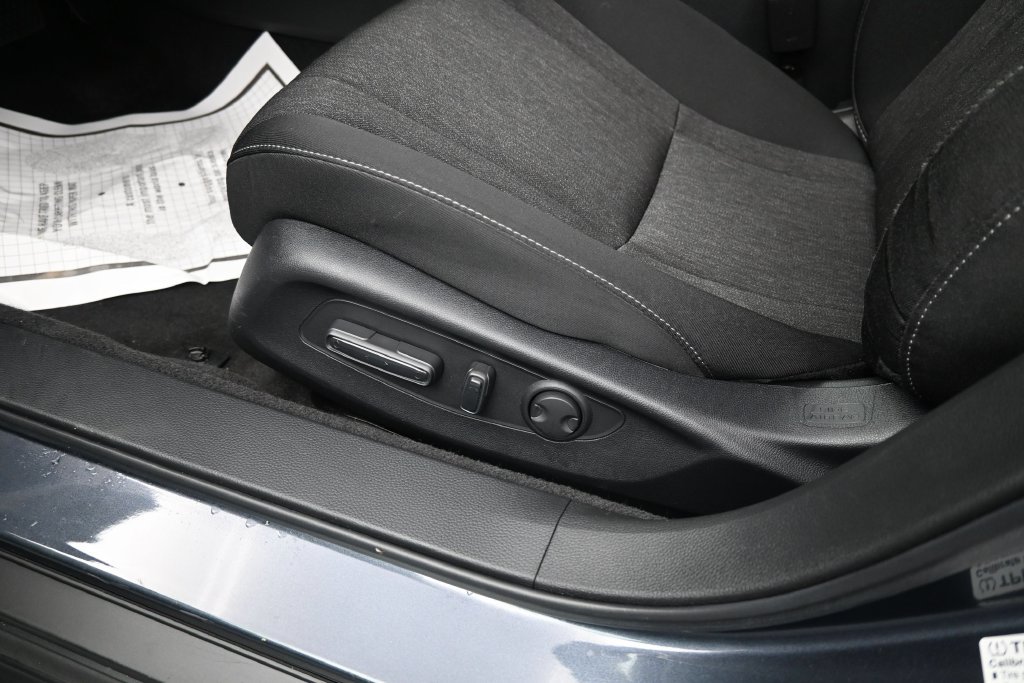 Used 2025 Honda Accord SE image 20