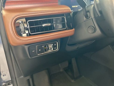 Used 2021 Lincoln Aviator Reserve w/ Equipment Group 201A RWD image 49
