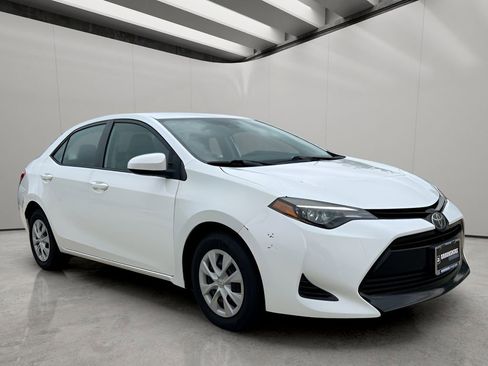 Used 2019 Toyota Corolla L FWD image 7