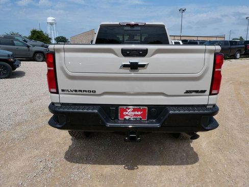 New 2026 Chevrolet Silverado 2500 ZR2 w/ LPO, Dark Essentials Package AWD/4WD image 5