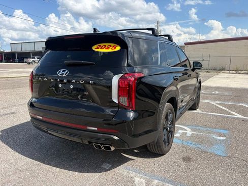 Used 2025 Hyundai Palisade XRT FWD image 3